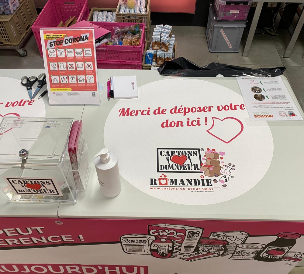 Recolte-Migros-Romanel-Cartons-du-Coeur-mars-2021-04