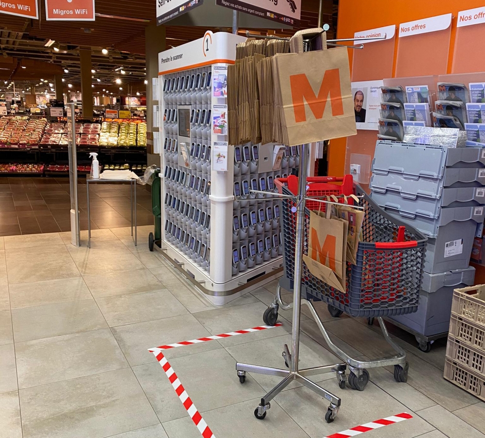 Recolte-Migros-Romanel-Cartons-du-Coeur-mars-2021-07